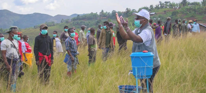 © 联刚稳定团图片 |&nbsp;在刚果民主共和国的南基维，一个武装团体应当局和联刚稳定团的呼吁，交出了武器