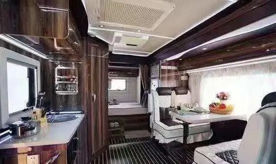 图/老李的房车内部结构 　　来源/老李供图