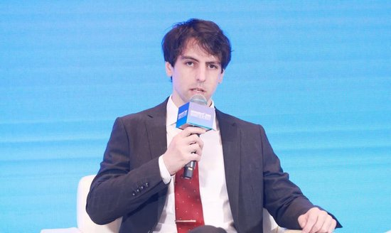 上海国际仲裁中心仲裁员、上海贸促国际商事调解中心调解员艾伟平