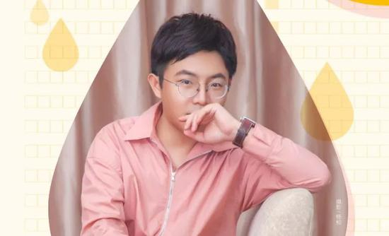 陆琪，情感导师，多年专注为情感困惑的女性熬鸡汤，曾饱受争议。摄影：杨桢