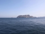韩国政府说一艘韩国油轮通过霍尔木兹海峡