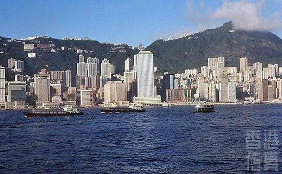 80年代的维港还没有中银大厦&nbsp;资料图片