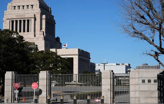  这是1月14日在日本东京拍摄的日本国会外景。新华社记者杨智翔摄