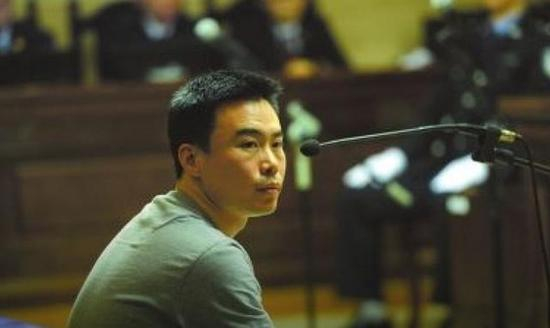 王欣在法庭上。图片来自网络。