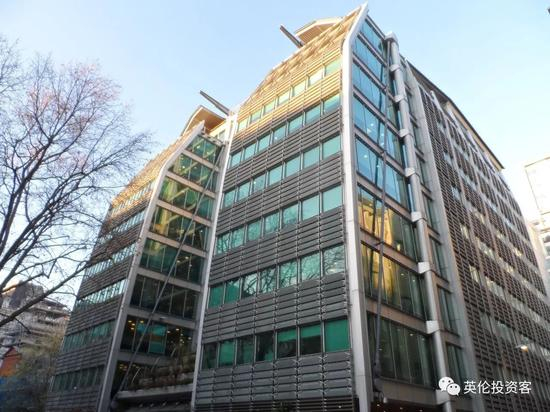 劳埃德银行总部大楼25 Gresham Street外观