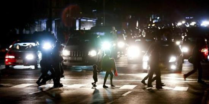 马杜罗:委内瑞拉电力系统再遭攻击 再次大停电