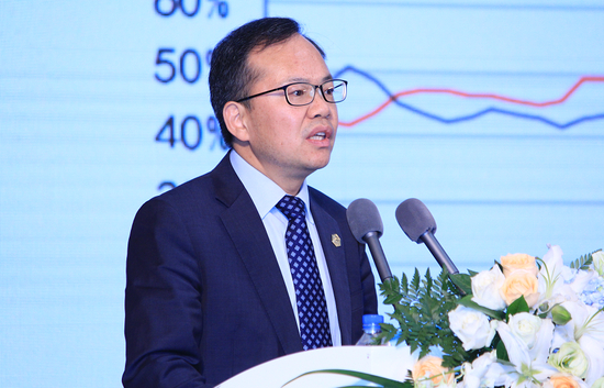 图为兴业银行首席经济学家鲁政委