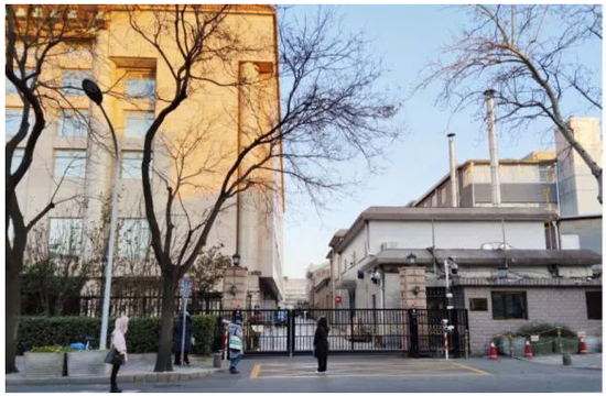 　（医保目录谈判会场外孙源摄影）