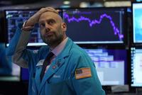 美股熔断、油价闪崩，全球金融市场新的危机来了吗？