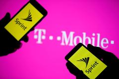 Sprint盘前涨逾60% 据悉美法官同意其与T-Mobile合并