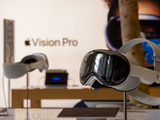 苹果Vision Pro头显和智能眼镜部门负责人将离职加入OpenAI