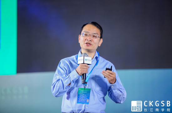 腾讯云副总裁王龙