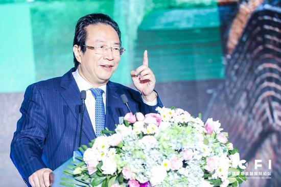 中国银行业协会党委书记、专职副会长潘光伟