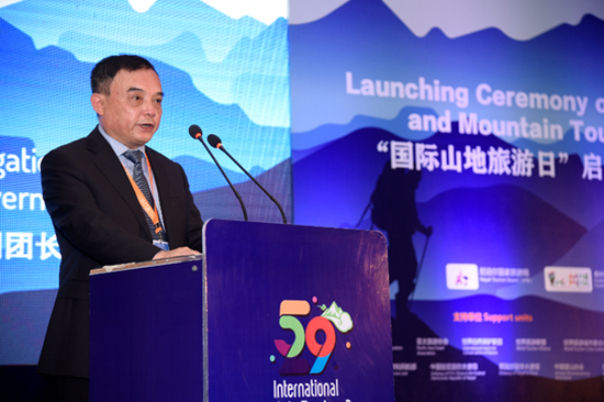 贵州省政府代表团团长郑旭