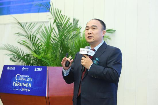 中联基金合伙人周芊