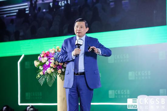 长江商学院欧洲首席代表，长江商学院助理院长季波