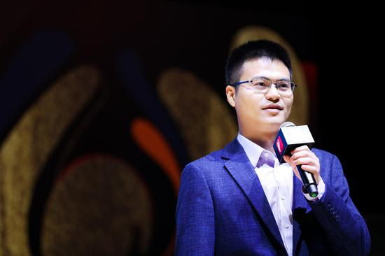 OPPO广告销售部总经理任荣宗