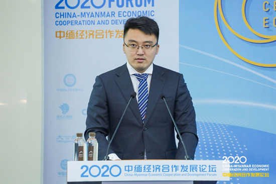  伟东云教育集团海外事业部总经理王志千致辞