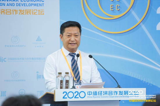 中国社会经济文化交流协会副会长单恒伟致辞