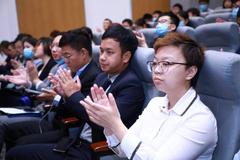 清华大学举办第二届政府与市场经济学国际研讨会