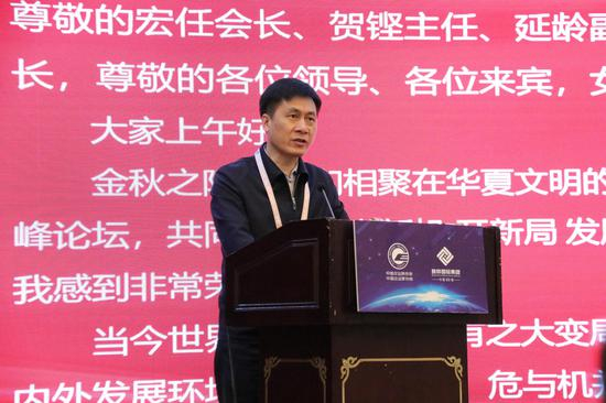 振烨国际集团董事长林烨&nbsp; 新浪财经 邓健 摄