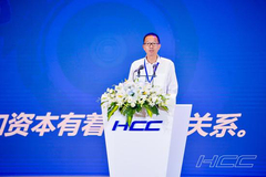 俞敏洪：资本和科技推进了教育的发展 但完成教育目的还是靠人