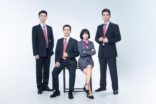 张柏诚 叶嘉键 吴春雨 赖俊霖