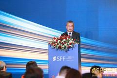 李扬：上海国际金融中心建设一定是以人民币国际化为目标基础