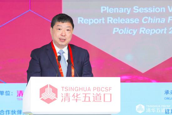 中国期货业协会会长洪磊