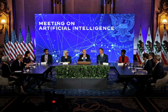 美国总统拜登当地时间6月20日在旧金山会见了一些人工智能专家。
