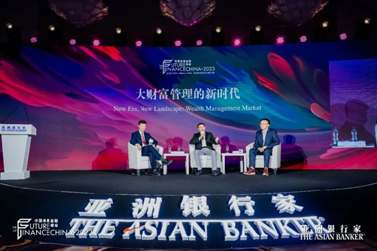 从左至右：胡捷，刘玮，陈龙强