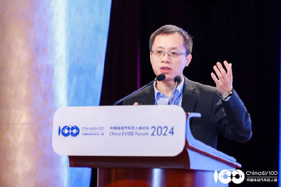 同济大学长聘教授、交通运输工程学院党委书记 马万经