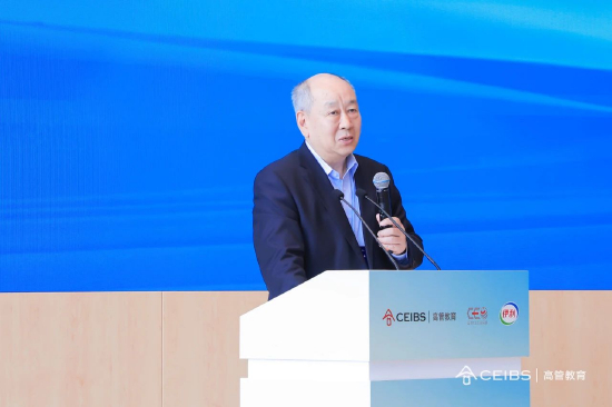 张维炯院长在经营研讨会上发言