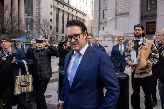 特雷弗·米尔顿于2023年12月离开纽约法院