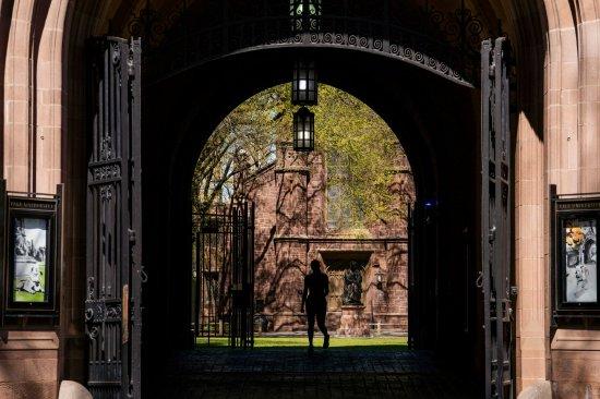 位于康涅狄格州纽黑文的耶鲁大学校园。