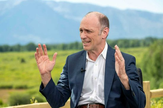 芝加哥联储行长奥斯坦·古尔斯比