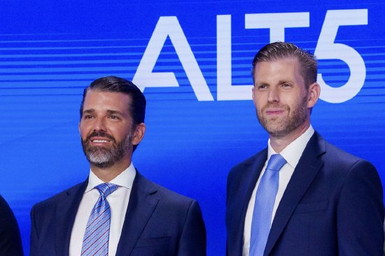 左为小唐纳德·特朗普 ，右为埃里克·特朗普&nbsp;