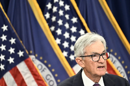 2026 年 4 月 29 日，美联储主席杰罗姆・鲍威尔在新闻发布会上发言。