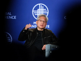 英伟达CEO黄仁勋：AI 将创造就业 而非摧毁就业