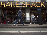 Shake Shack大跌8.7% 公司下调业绩指引