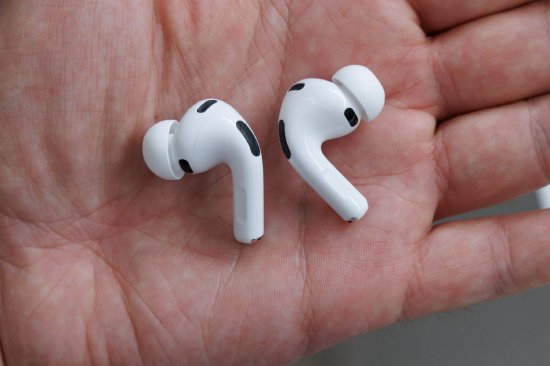 AirPods Pro 3。