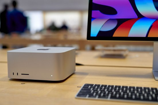 苹果Mac Studio台式电脑。