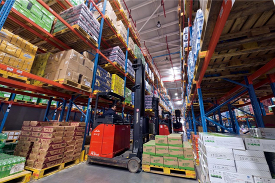 　永辉物流中心加班加点保障供应