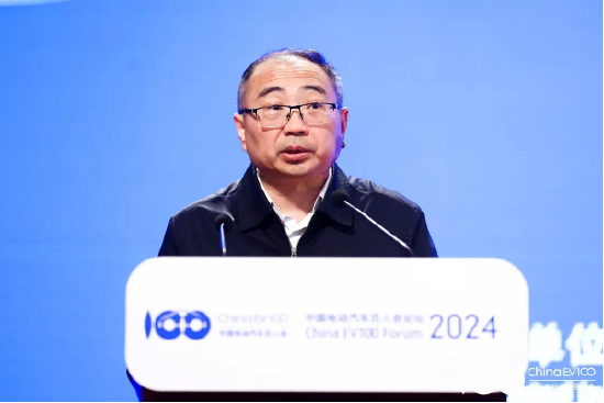 住房城乡建设部城市建设司副司长 杨宏毅