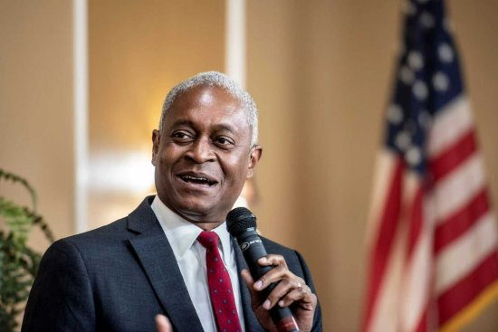 亚特兰大联储行长Raphael Bostic