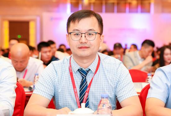 丰盈基金管理有限公司董事长白尘