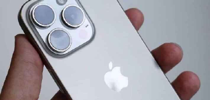 苹果iPhone 16回归垂直镜头排列