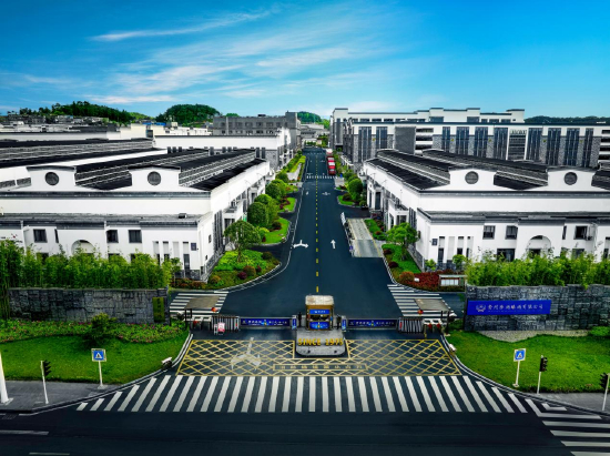 贵州珍酒厂区图