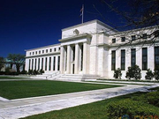 美联储负利率脚步声渐近？流动性短缺下不足以推高美股