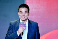 刘永好：有条件搬上线的业务要搬，没条件的创造条件也要往上走